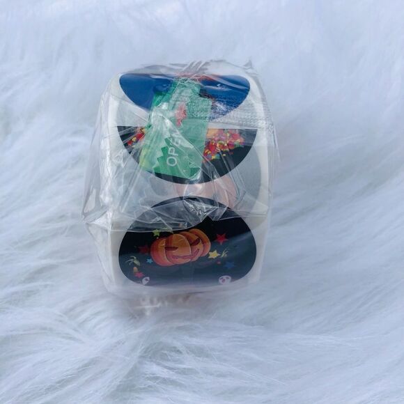 Brand New Halloween Sticker Roll - 500 Pieces 8 Designs Happy Halloween … - Picture 2 of 10